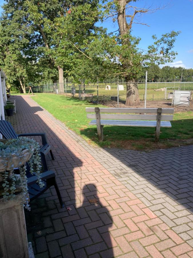 Bed En Breakfast Westerwolde Sellingen Exterior foto